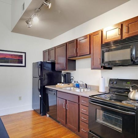 Apartment With King Bed In Downtown Louisville Kültér fotó