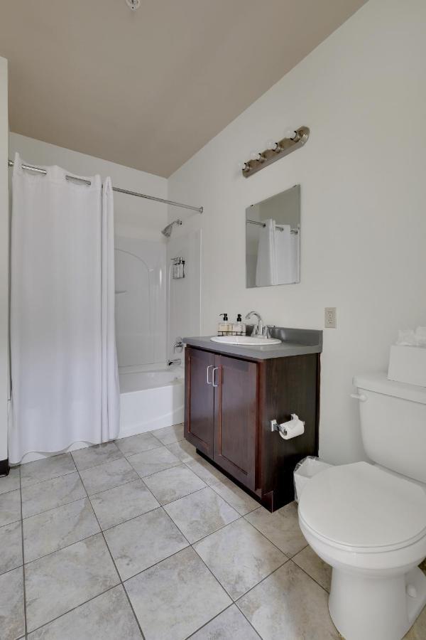 Apartment With King Bed In Downtown Louisville Kültér fotó