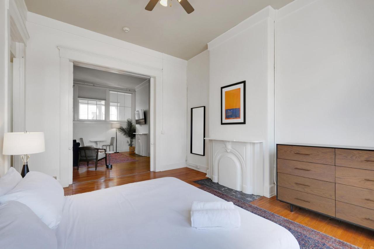 Apartment With King Bed In Downtown Louisville Kültér fotó