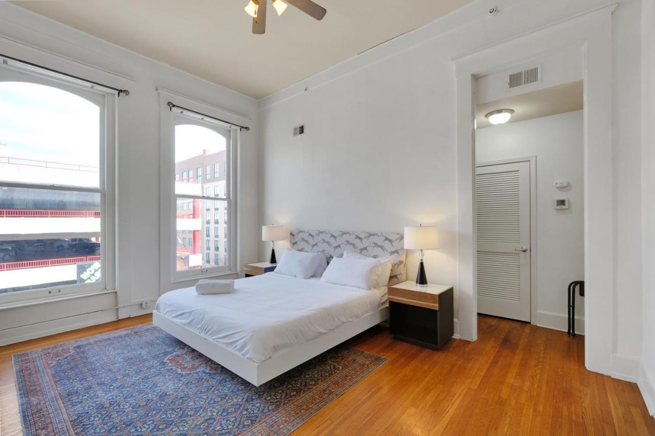 Apartment With King Bed In Downtown Louisville Kültér fotó